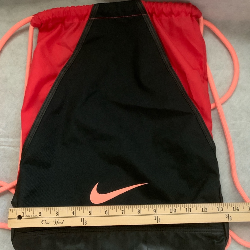 Nike Varsity Gymsack Drawstring Backpack Black Coral NWOT - Picture 6 of 8